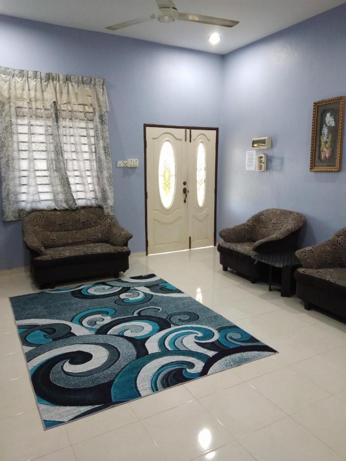 Davallia Holiday home Dungun